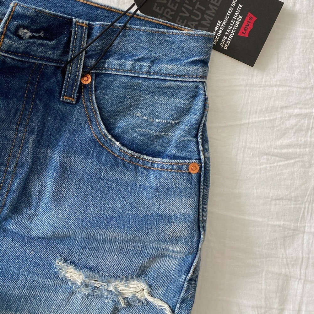 Levi’s High Rise‎ Deconstructed Skirt - Picture 4 of 6